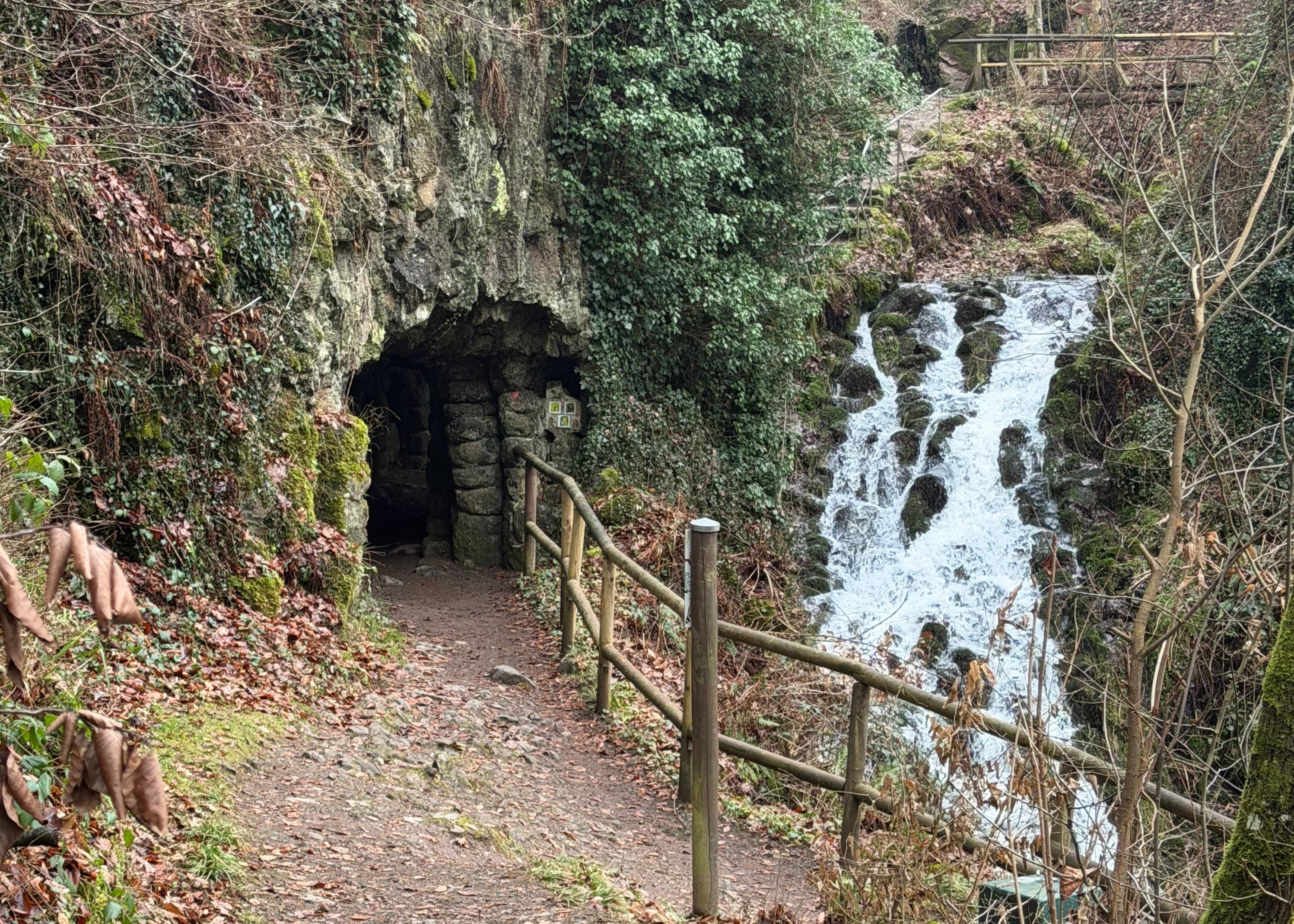 Germany Eifel Elven Caves magnet